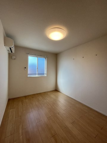 シーサイド　ＴＯＭＩＭＡＳＵの洋室