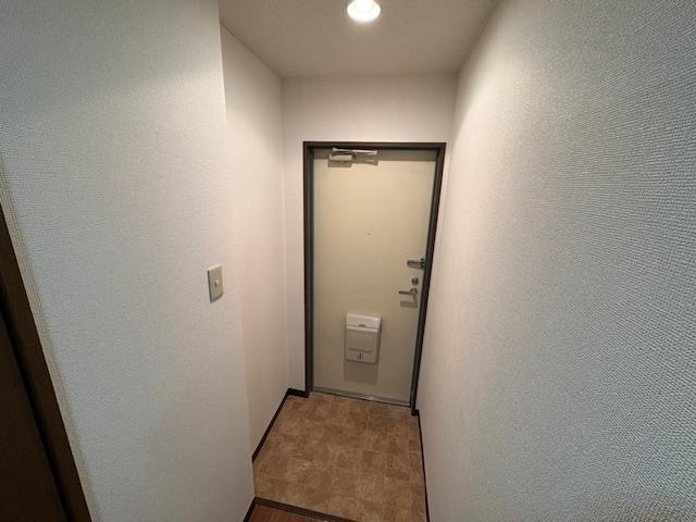 ロードハイツ甲東園の玄関