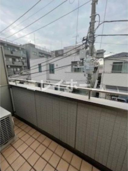 Casa de Paz Kamataのバルコニー