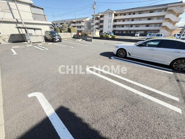 明日葉の駐車場|当社、チルホームのHPもご覧ください(^^)/物件情報多数♪