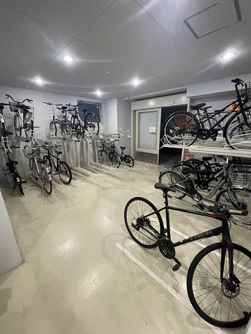 オリエンタル靭本町の外観