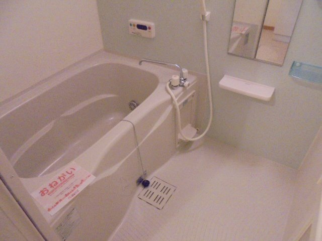 クラッセ壱番館の浴室