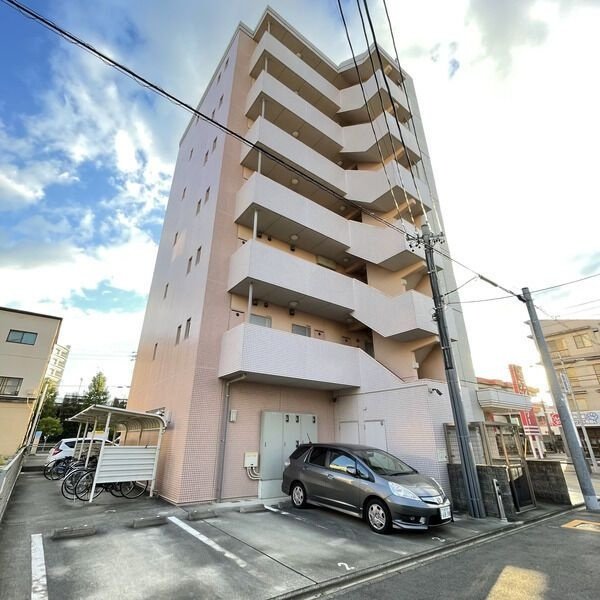 Sun State城北の駐車場