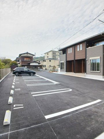 シェリル　Ｈの駐車場