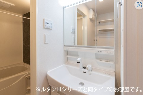 【洗面所】 | ラヴィアンローズ | ラヴィアンローズ(Good Home)イメージ画像