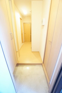 【玄関】 | エスペランサＤ | ※同物件、反転タイプの写真になります。
