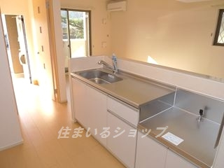 グリーンワールド　Ⅲのキッチン|浄水器一体型シャワー水栓