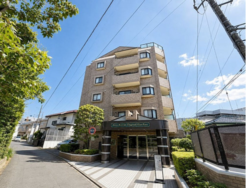 ライオンズマンション茅ケ崎中央公園の外観