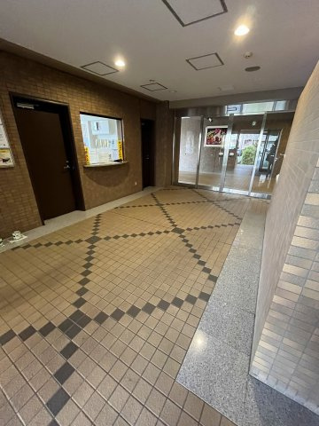 ☆オートロック付きエントランス☆