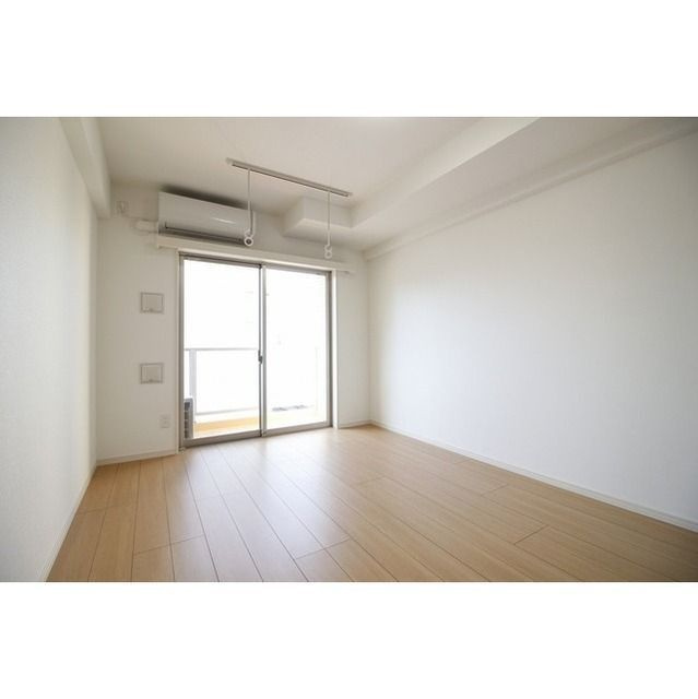 プレール・ドゥーク西川口Ⅱの居間・リビング|別部屋参考写真となります