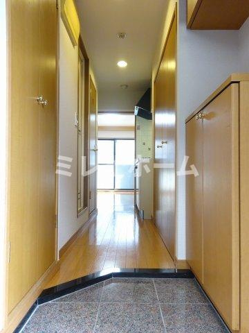 ルーブル上池台壱番館の玄関|同建物内別のお部屋の参考写真になります。