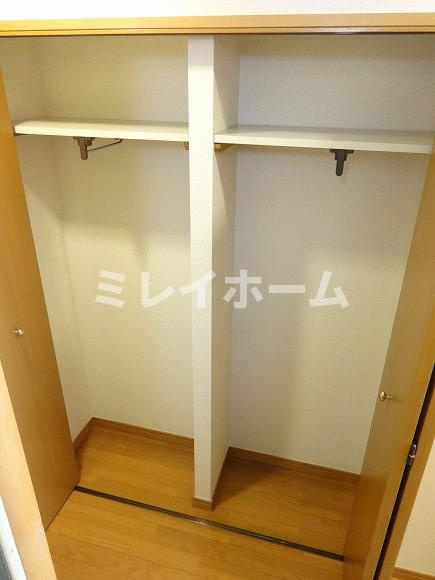 ルーブル上池台壱番館の収納|同建物内別のお部屋の参考写真になります。