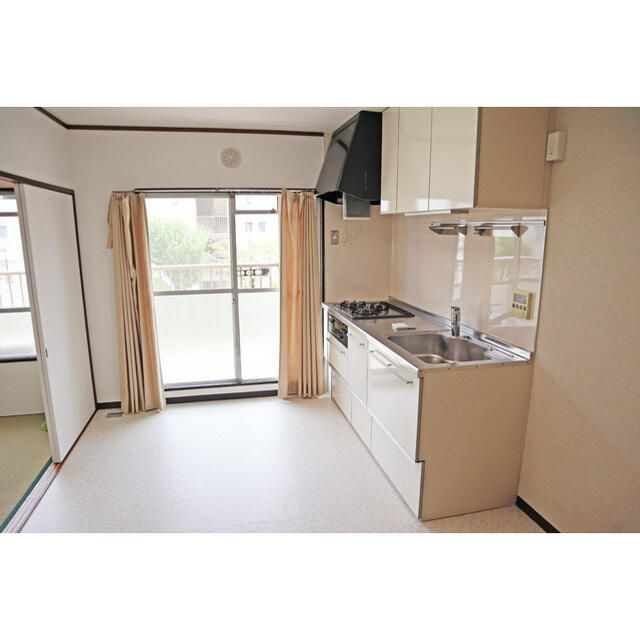 船橋グリーンハイツ七号棟のキッチン