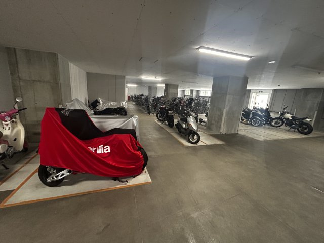 ＲＹＵ：Ｘ　ＴＯＷＥＲ　Ｔｈｅ　ＷＥＳＴの駐輪場
