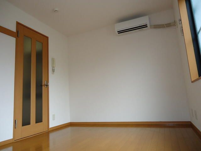 ライズステージ武蔵小山の洋室