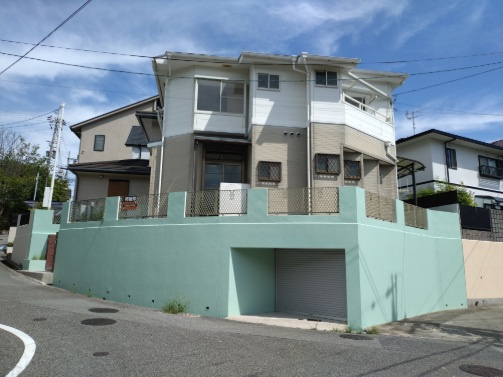 西宮市新甲陽町　中古戸建の外観