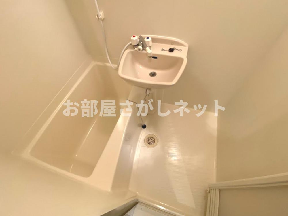フラットワン【おとり物件なし】#学生・社会人にオススメ！初期費用分割払いOK！の浴室