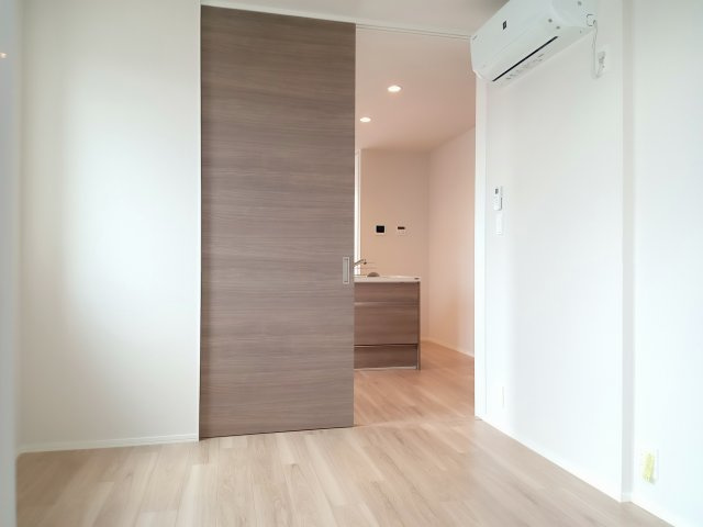 稲城市東長沼の賃貸マンションの内装
