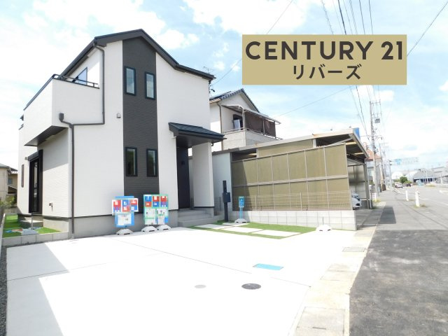 西春日井郡豊山町大字豊場字諏訪の新築一戸建の前面道路含む現地写真|☆限定１棟☆　　いつでも見学できます♪（お問合せ当日、平日、水曜、夜間でもＯＫ）　長期優良住宅♪　敷地５６．１７坪！　駐車並列３台可！　全室南向き♪　エアポートウォーク名古屋徒歩３分♪
