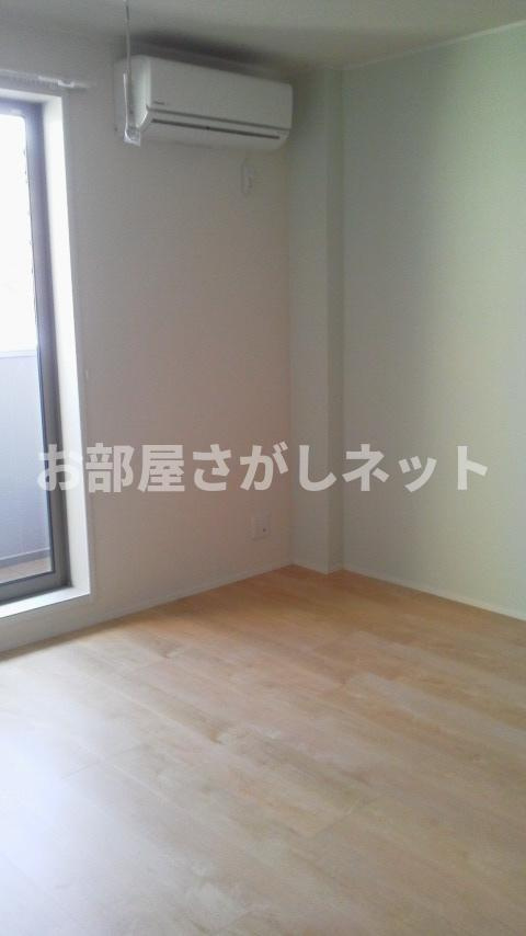 ＣＡＳＡ一里塚　カーサイチリヅカ【おとり物件なし】#学生・社会人にオススメ！初期費用分割払いOK！の居間・リビング