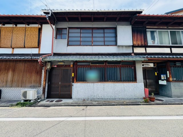 西入行衛町のその他