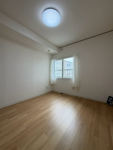サーム手稲弐番館の洋室