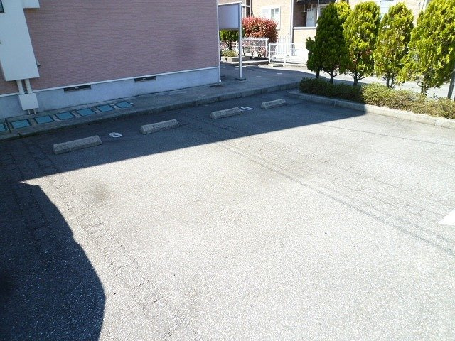 ベル・スクエアⅠの駐車場