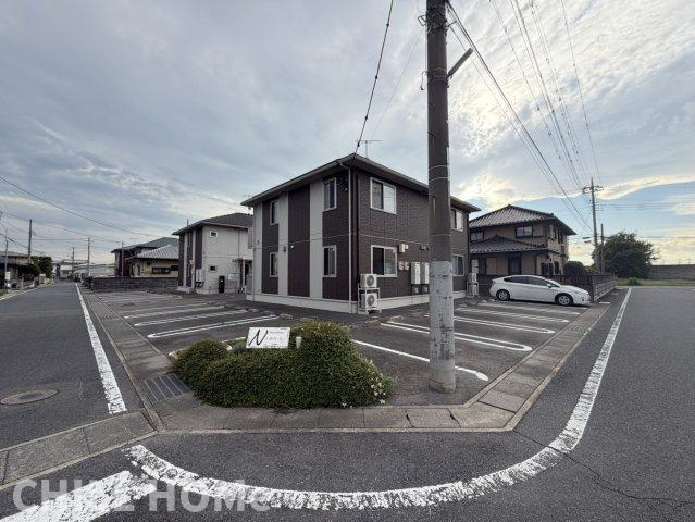 エヌ・ハーレー　Ｂの駐車場|他社様掲載物件もまとめてご紹介、ご案内可能です(^^)/
