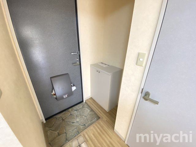 ディアス住吉の玄関