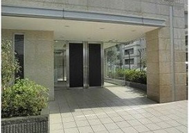 クリオ柏のエントランス|毎日通るエントランスはこのようになっています