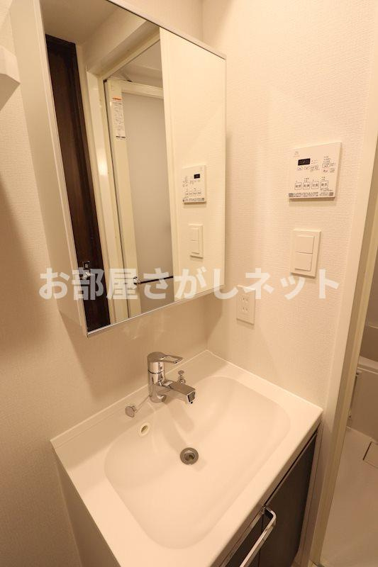GENOVIA横浜石川町【おとり物件なし】#学生・社会人にオススメ！初期費用分割払いOK！の洗面所