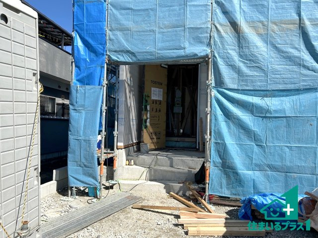 ●31(土)1(日)現地説明会！　橿原市大久保町　限定1邸の外観|現在はこんな感じです。完成までが待ち遠しいですね。