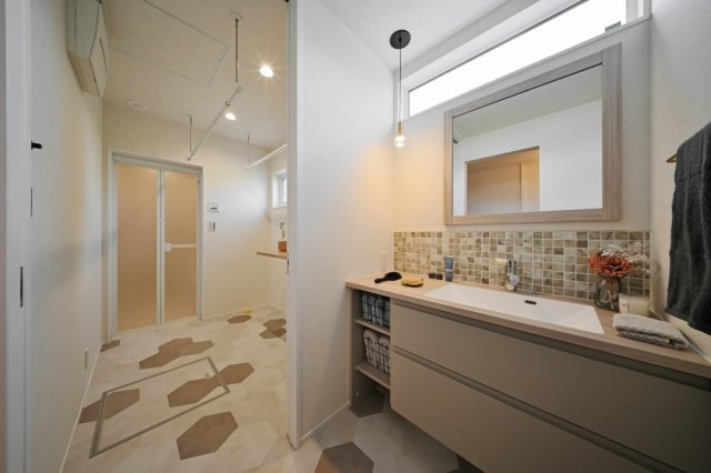 野洲市市三宅　中古戸建