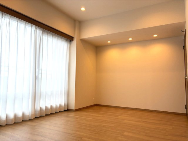 【居間・リビング】の画像
