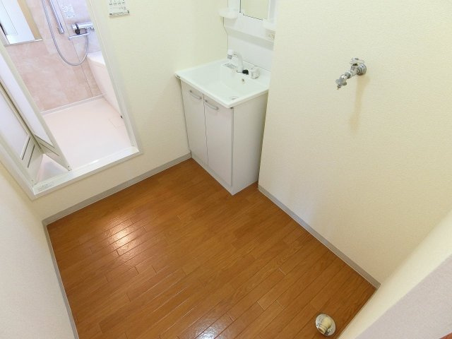 フレール奥須磨の洗面所