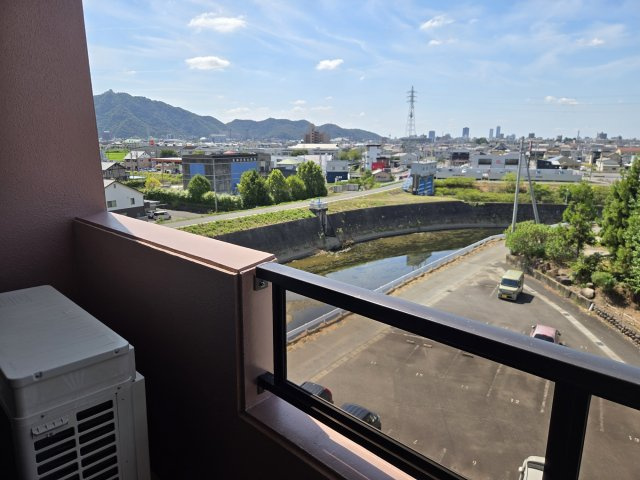 キャッスルハイツ上土居の展望