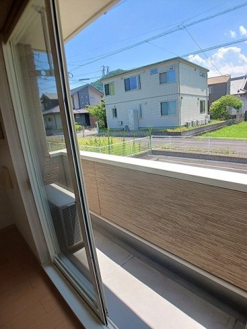 ベル・メゾン鶴市Ａのバルコニー