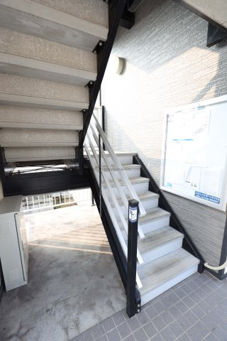 レオパレスエクセルハイムⅡのエントランス