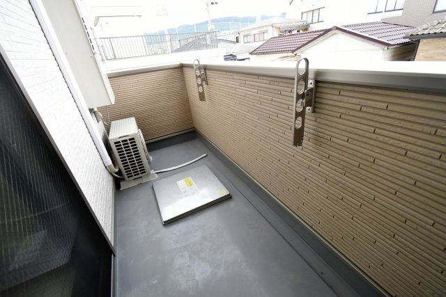 ウェルスクエア西宮北口のバルコニー
