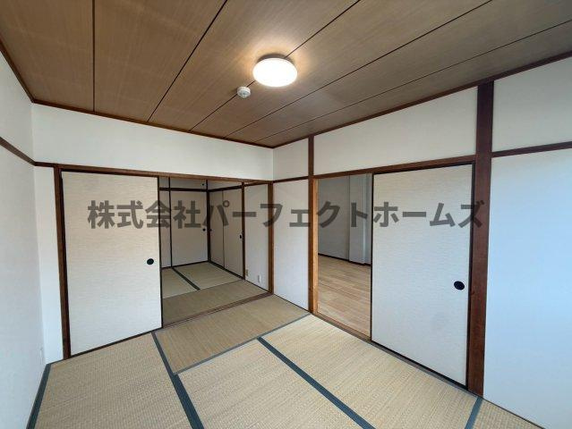 キッコーハイツ岡山手の和室|明るい和室です