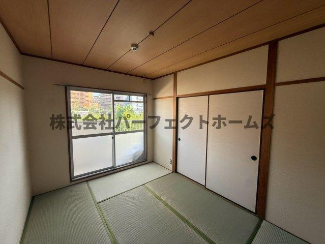 キッコーハイツ岡山手の和室|明るい和室です