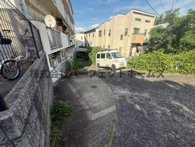 キッコーハイツ岡山手の駐車場|駐車場完備です