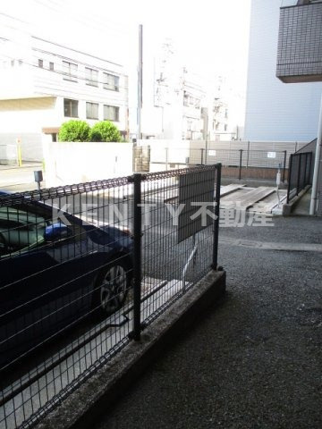 【駐車場】 | アビタート蒲田 | 駐車場完備です