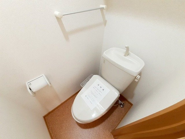 【トイレ】 | エヴァーグリーンＭ | コンパクトで使いやすいトイレです