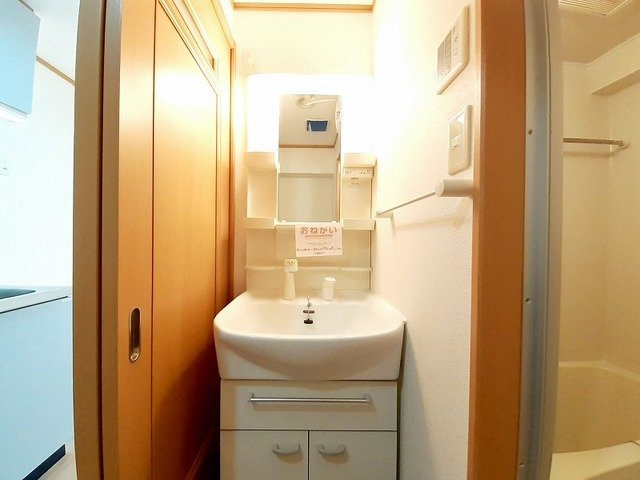 【洗面所】 | エヴァーグリーンＭ | スペースが確保できる洗面所です