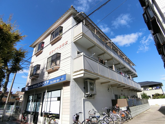 【外観】 | ロワイヤル学文
