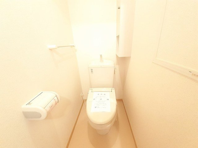 ファミール　メゾンのトイレ