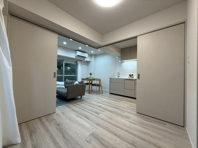 ライオンズマンション新中野の洋室|（約4.4帖）