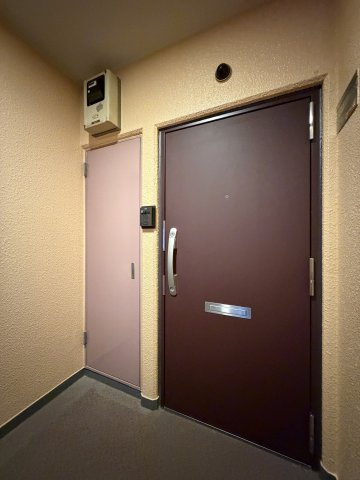 ライオンズマンション新中野の玄関