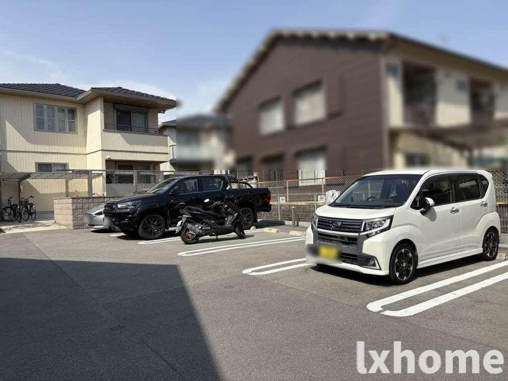 Feliseed　Prugnaの駐車場|カースペースがあります